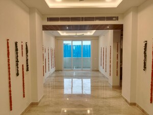 Building Lobby in 3 BHK Apartment at Ambience Creacions, Sector 22 – for Rent