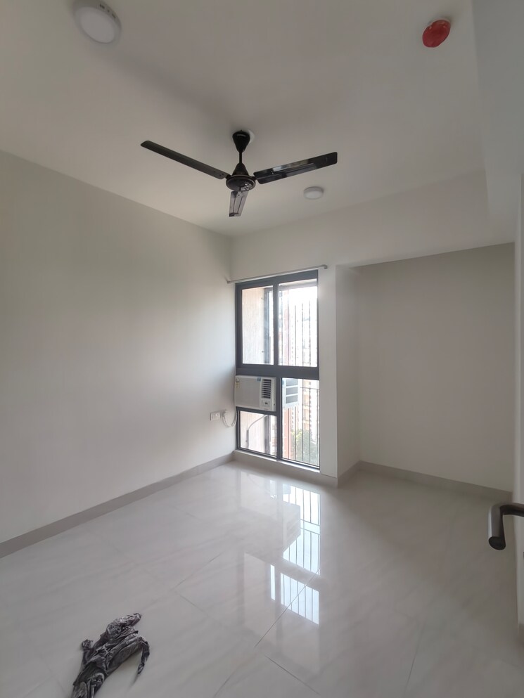 Room, lodha-crown-quality-homes 1 Bedroom 317 Sq.Ft. Apartment In Majiwada Thane 9474390