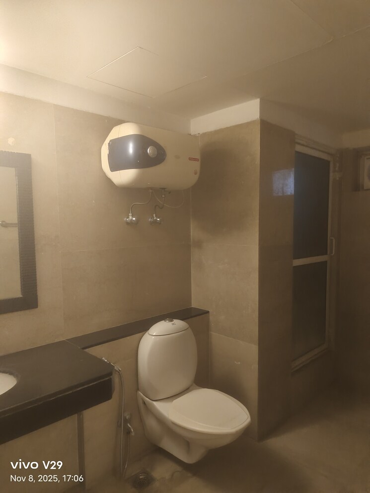 Bathroom, vatika-city 3 Bedroom 2134 Sq.Ft. Apartment In Sector 49 Gurgaon 9474408