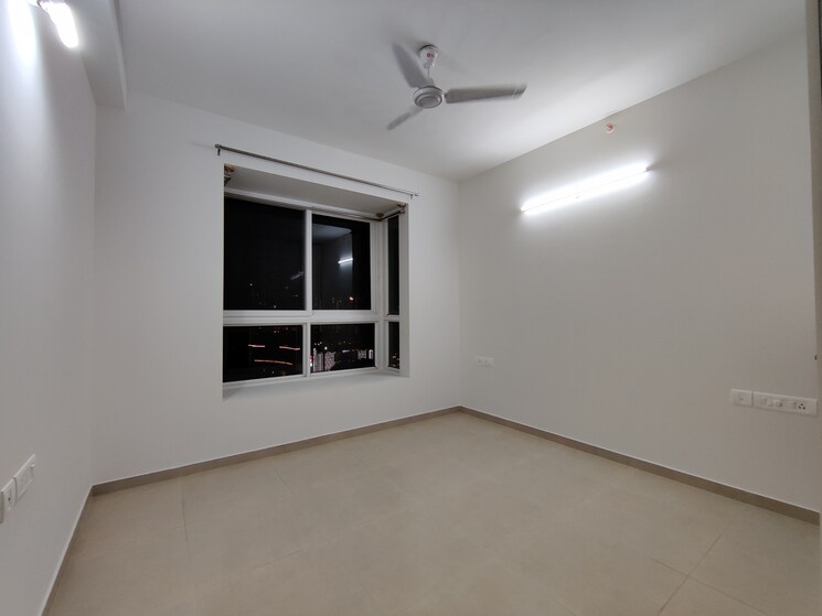 Room, bhartiya-nikoo-homes-phase-2 3 Bedroom 1637 Sq.Ft. Apartment In Thanisandra Main Road Bangalore 9474395