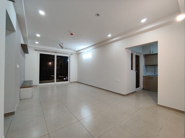 Room in 3 BHK Apartment at Bhartiya Nikoo Homes Phase 2, Thanisandra Main Road – for Rent