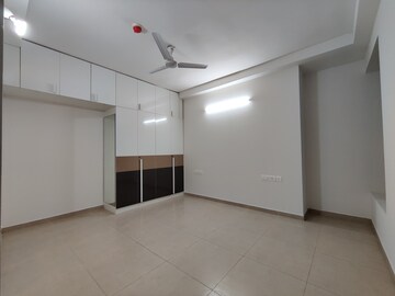 Room in 3 BHK Apartment at Bhartiya Nikoo Homes Phase 2, Thanisandra Main Road – for Rent