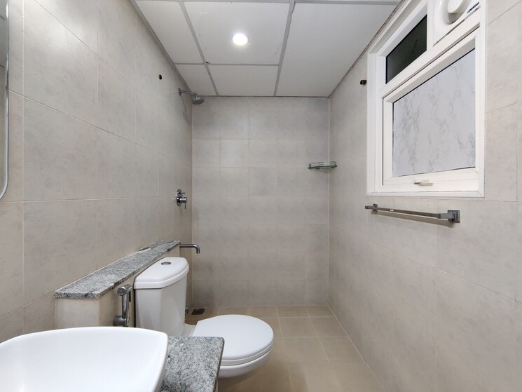 Bathroom, bhartiya-nikoo-homes-phase-2 3 Bedroom 1637 Sq.Ft. Apartment In Thanisandra Main Road Bangalore 9474395