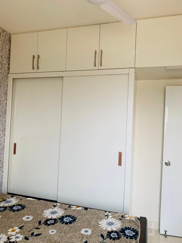 Room in 2 BHK Apartment at Signature The Serenas, Sohna Sector 36 – for Rent