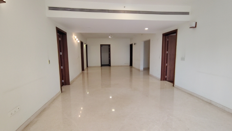 4 BHK Apartment For Sale in Prestige White Meadows