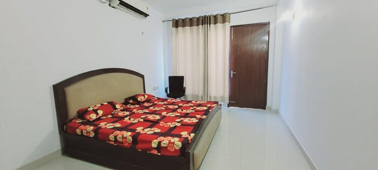 Bedroom, lajpat nagar i 2 Bedroom 100 Sq.Yd. Builder Floor In Lajpat Nagar I Delhi 9474446