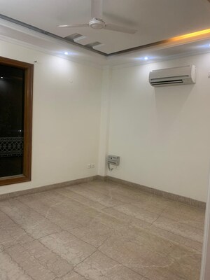 3 BHK Builder Floor For Rent in Nehru Enclave