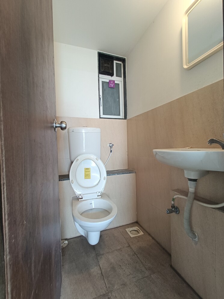 Bathroom, jp-north-aviva 1 Bedroom 309 Sq.Ft. Apartment In Mira Road Thane 9474482