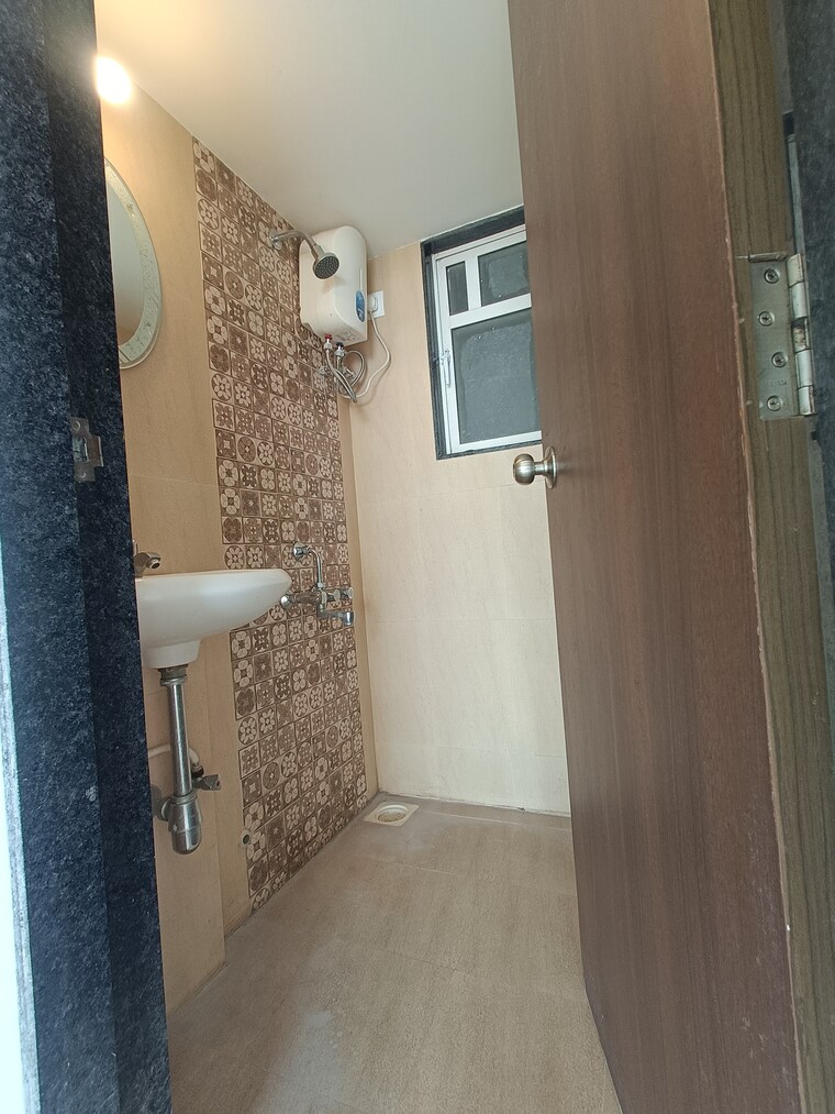 Bathroom, jp-north-aviva 1 Bedroom 309 Sq.Ft. Apartment In Mira Road Thane 9474482