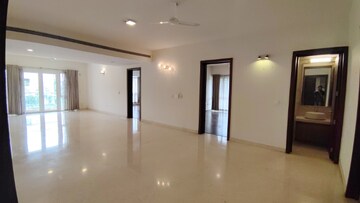 Room in 4 BHK Apartment at Prestige White Meadows, Whitefield – for Sale