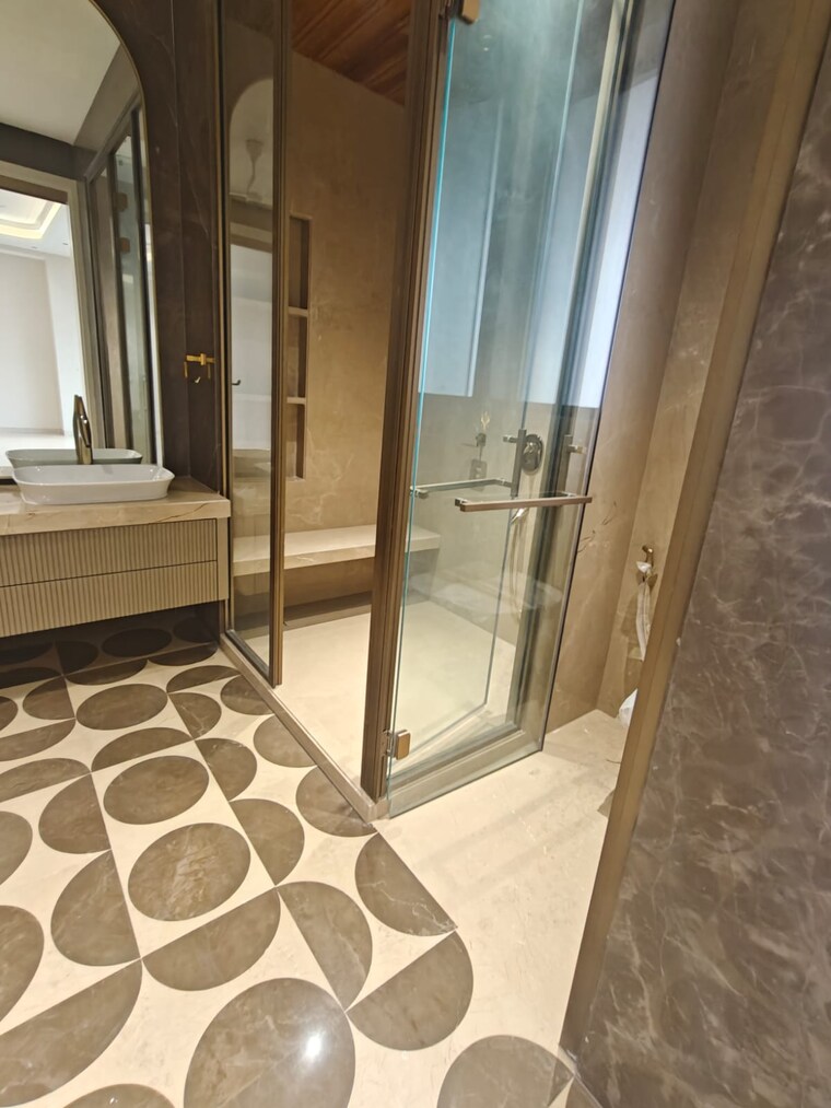 Balcony, greater kailash i 4 Bedroom 4500 Sq.Ft. Builder Floor In Greater Kailash I Delhi 9474490