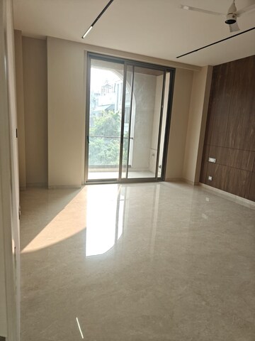 Room in 4 BHK Builder Floor at Greater Kailash I – for Sale