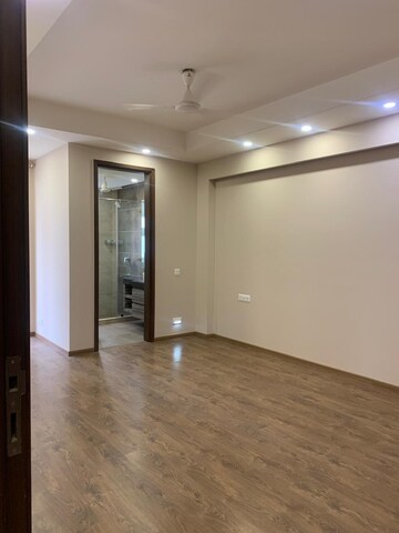 Room in 4 BHK Builder Floor at Greater Kailash I – for Sale
