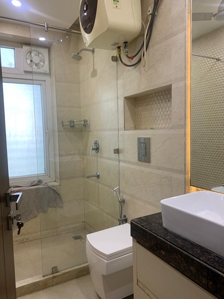 Bathroom, greater kailash i 4 Bedroom 2300 Sq.Ft. Builder Floor In Greater Kailash I Delhi 9474492