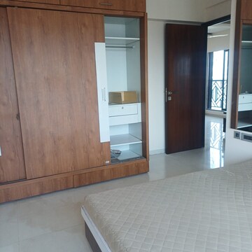 Bedroom in 2 BHK Apartment at Sugee Laxmi Niwas, Dadar West – for Rent