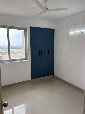 Room in 3 BHK Apartment at ATS Allure, Sector 22d Yamuna Expressway – for Rent