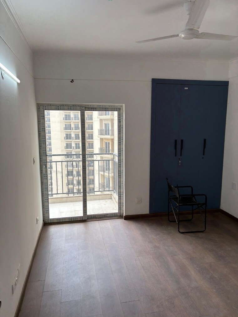 Room, ats-allure 3 Bedroom 1350 Sq.Ft. Apartment In Sector 22d Yamuna Expressway Greater Noida 9474517