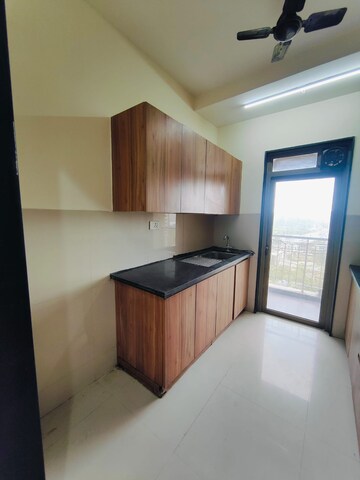 Room in 1 BHK Apartment at Raj Residency Kasarvadavali, Kasarvadavali – for Rent