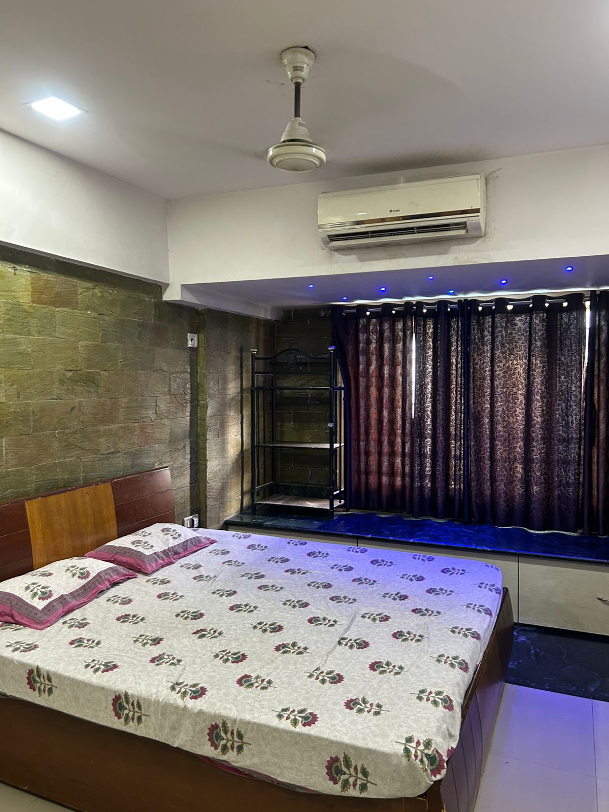 1 BHK + Pooja Room Apartment For Rent in Raj Residency Kasarvadavali