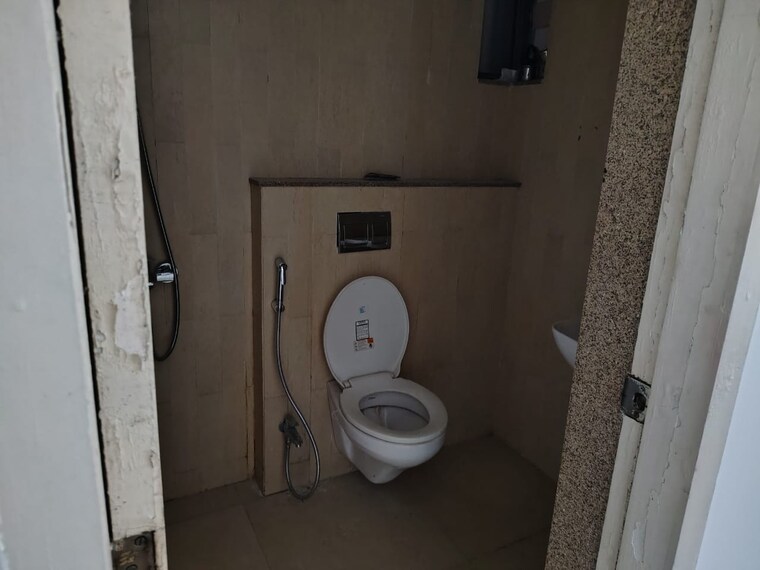 Bathroom, rohan-leher-2-wing-b-c-de 3 Bedroom 1500 Sq.Ft. Apartment In Baner Pune 9474505