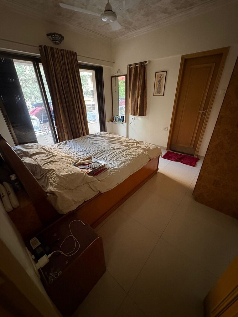 Bedroom, khar west 2 Bedroom 700 Sq.Ft. Apartment In Khar West Mumbai 9474535