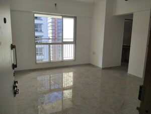 Room in 2 BHK Apartment at Shraddha Priva, Mulund West – for Rent