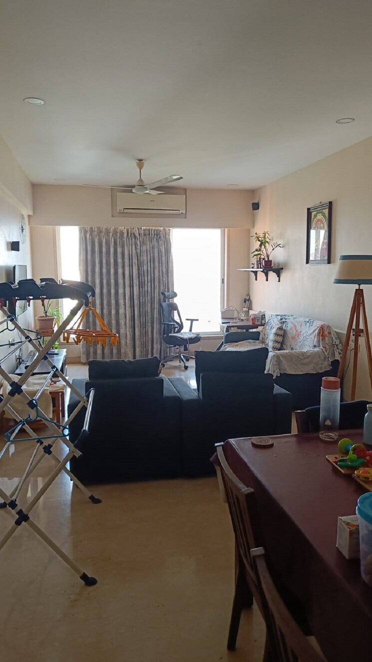 Team Area, bandra west 2 Bedroom 700 Sq.Ft. Apartment In Bandra West Mumbai 9474591