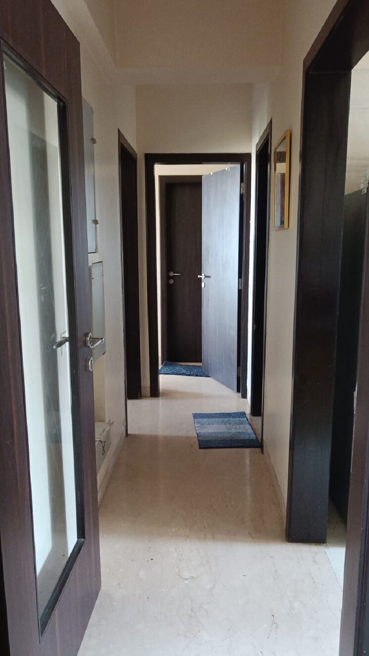 Room, bandra west 2 Bedroom 700 Sq.Ft. Apartment In Bandra West Mumbai 9474591