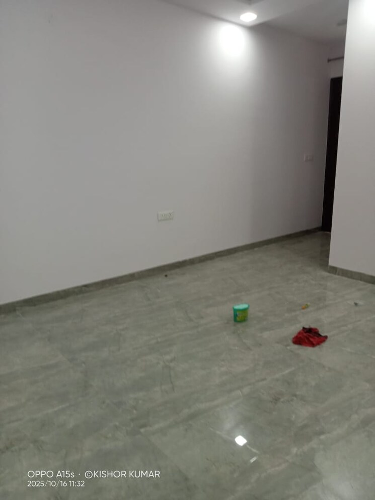 Room, vasant kunj 4 Bedroom 2500 Sq.Ft. Apartment In Vasant Kunj Delhi 9474619