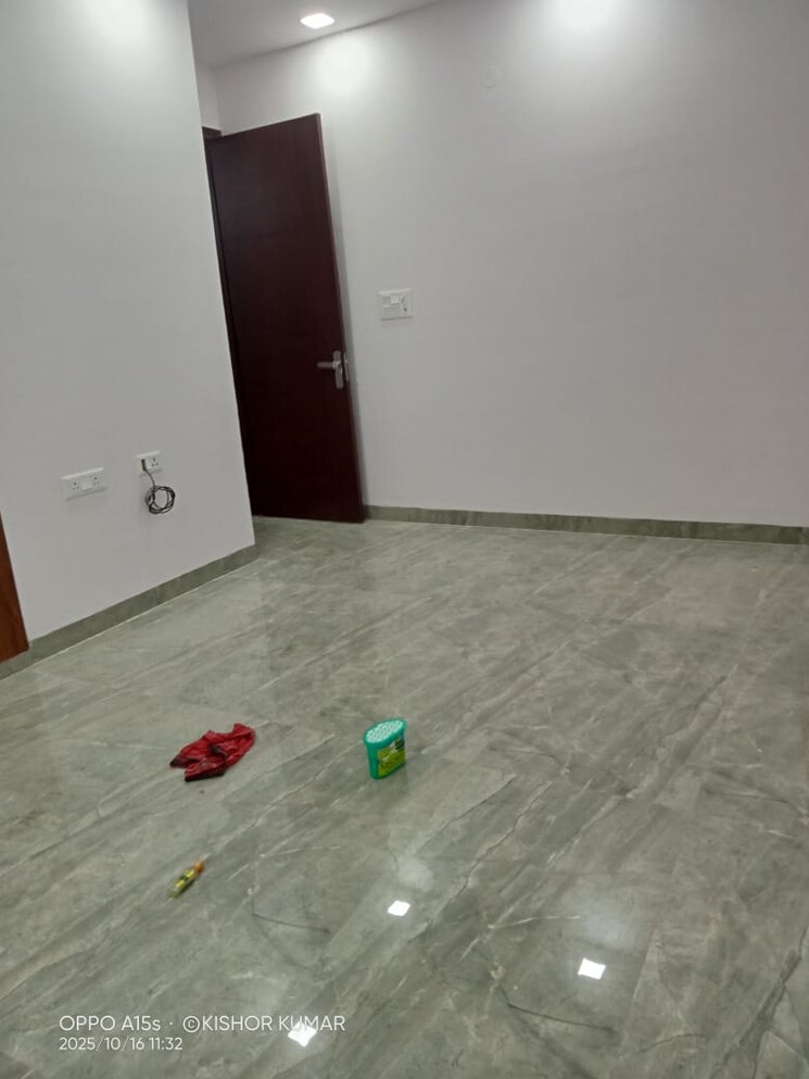 Room, vasant kunj 4 Bedroom 2500 Sq.Ft. Apartment In Vasant Kunj Delhi 9474619