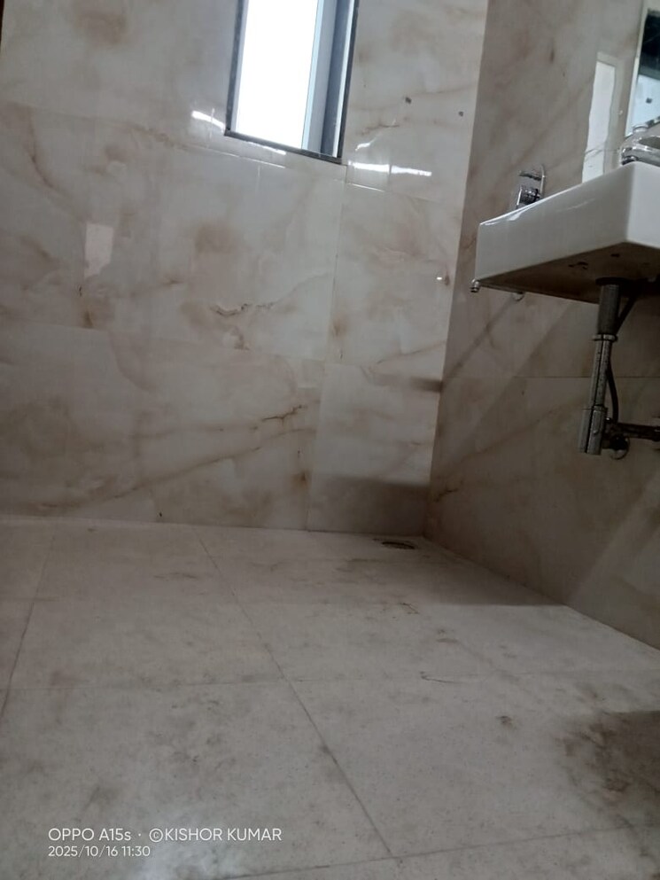 Bathroom, vasant kunj 4 Bedroom 2500 Sq.Ft. Apartment In Vasant Kunj Delhi 9474619