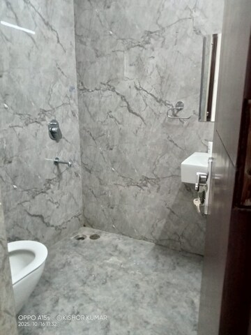 Attached Bathroom in 4 BHK Apartment at Vasant Kunj – for Rent