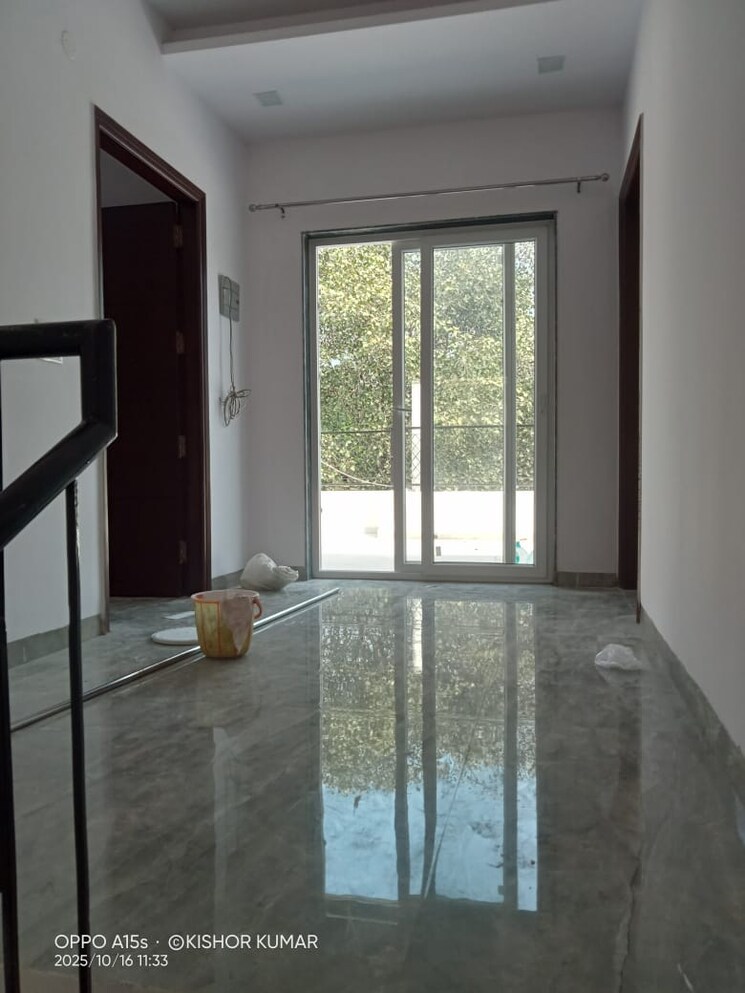 Room, vasant kunj 4 Bedroom 2500 Sq.Ft. Apartment In Vasant Kunj Delhi 9474619