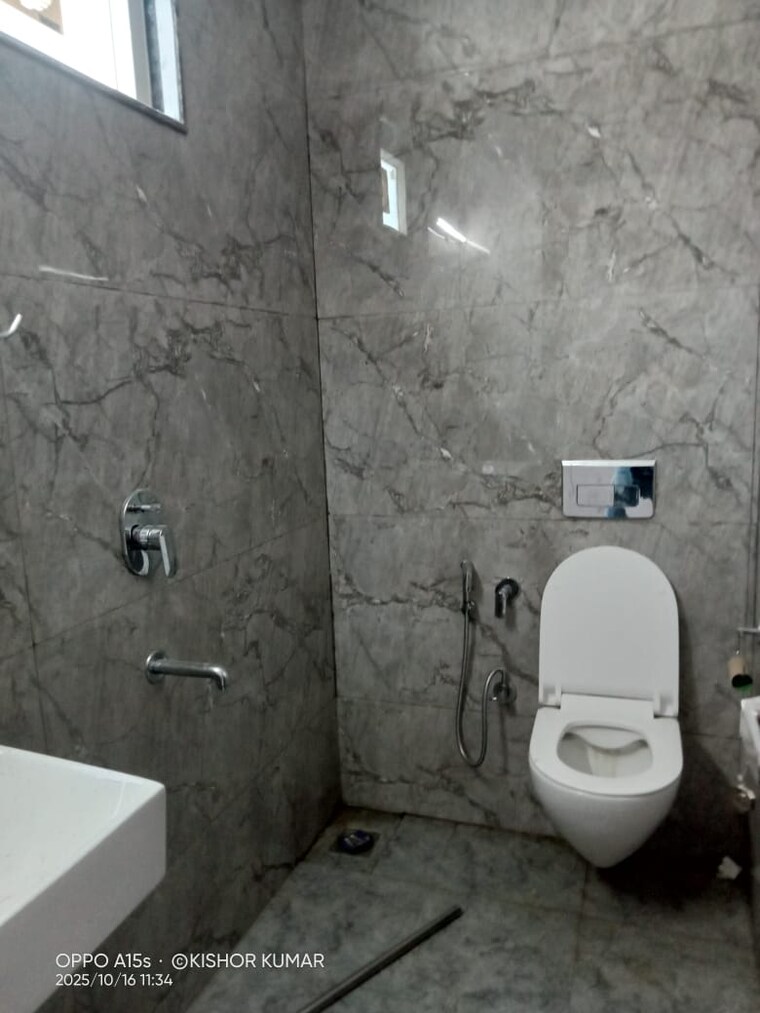 Bathroom, vasant kunj 4 Bedroom 2500 Sq.Ft. Apartment In Vasant Kunj Delhi 9474619