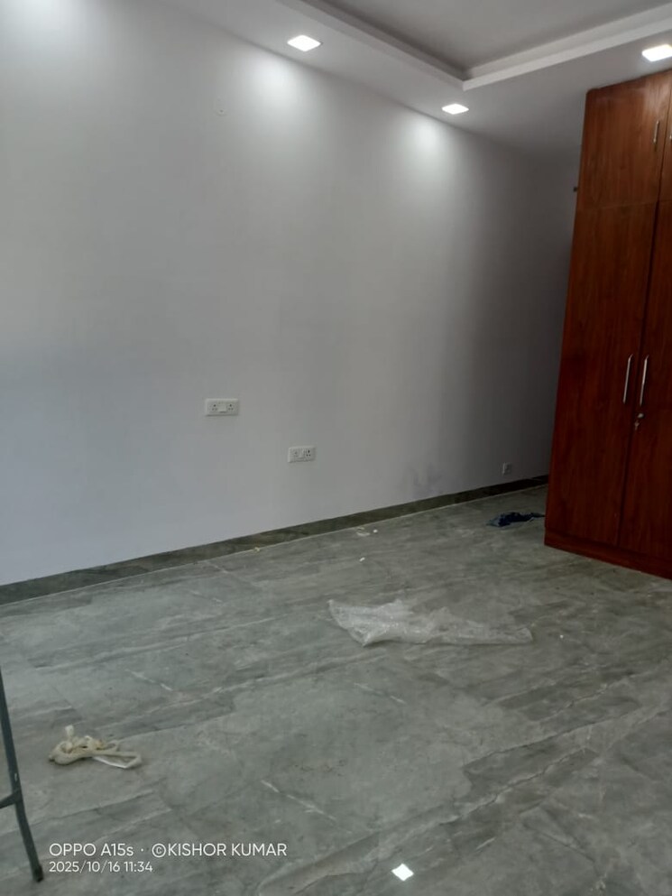 Room, vasant kunj 4 Bedroom 2500 Sq.Ft. Apartment In Vasant Kunj Delhi 9474619