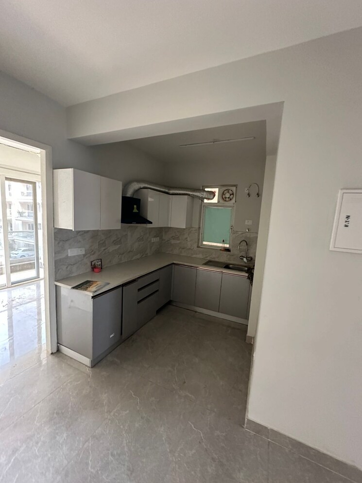 Kitchen, signature-global-city-92 3.5 Bedroom 1400 Sq.Ft. Apartment In Sector 92 Gurgaon 9474613