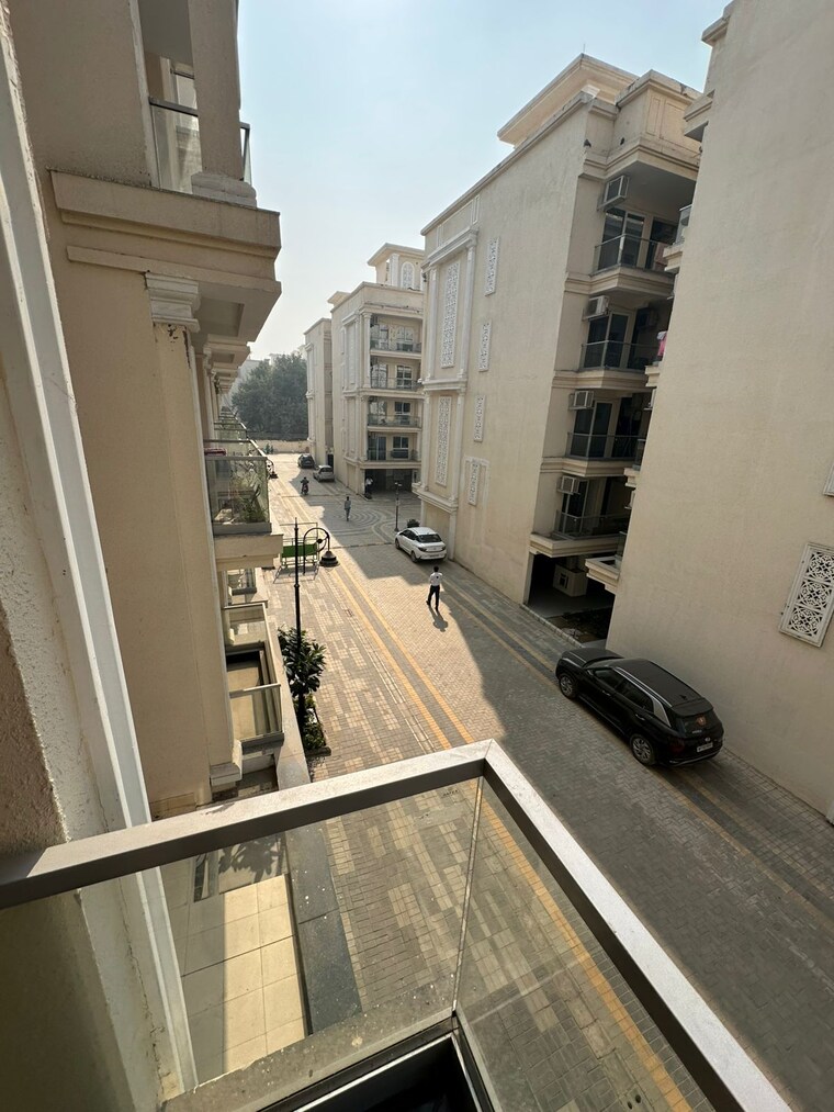 Balcony, signature-global-city-92 3.5 Bedroom 1400 Sq.Ft. Apartment In Sector 92 Gurgaon 9474613