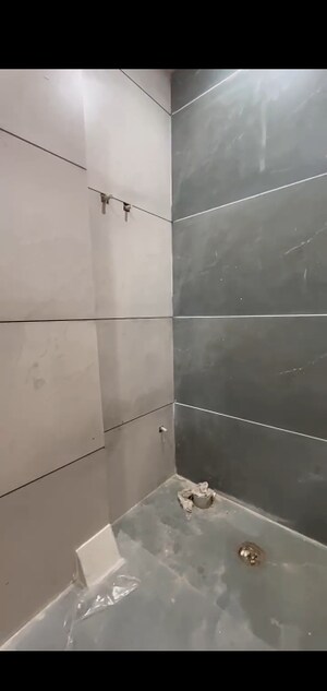 Furnished Amenities in 2 BHK Builder Floor at Dwarka Mor – for Sale