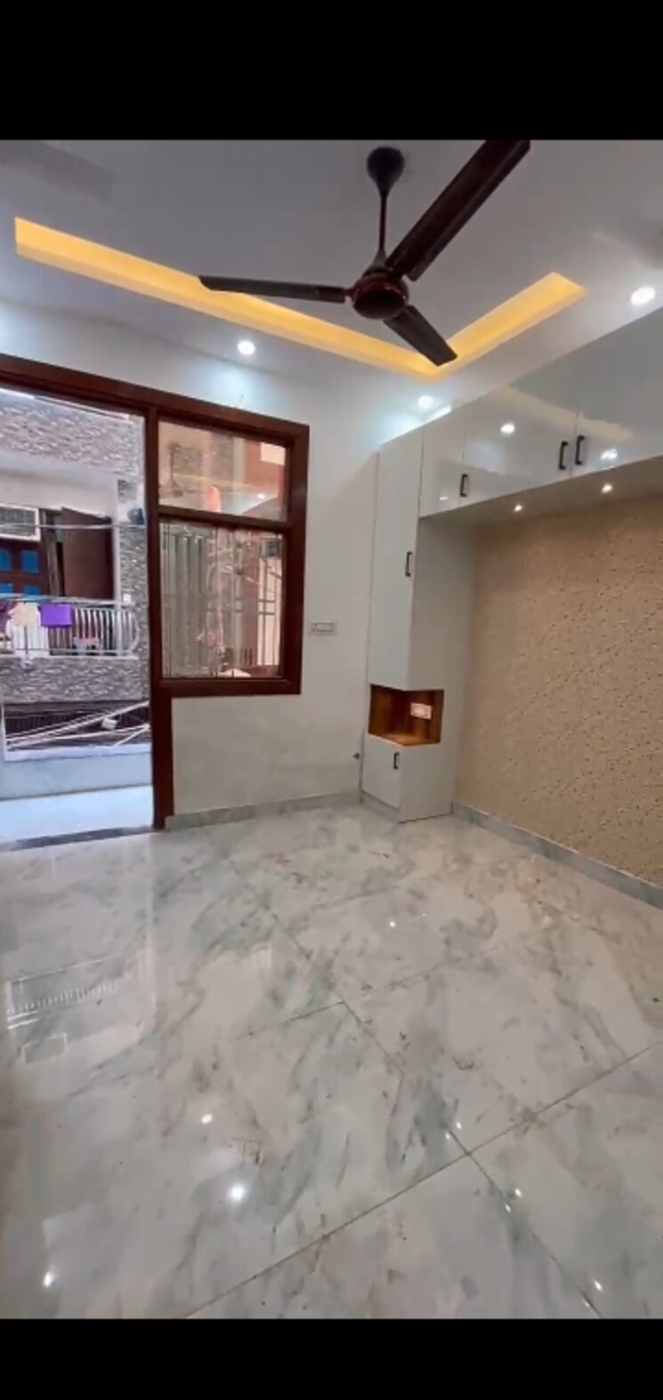 Room, dwarka mor 2 Bedroom 540 Sq.Ft. Builder Floor In Dwarka Mor Delhi 9474644