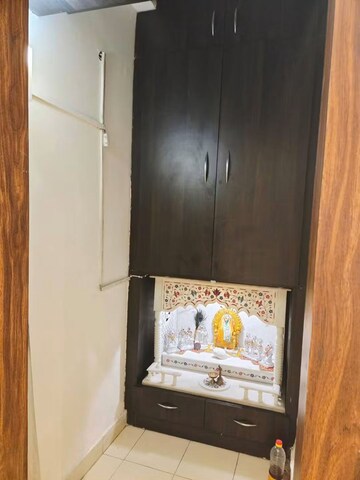 Furnished Amenities in 3 BHK Apartment at Galaxy North Avenue, Gaur City 1 – for Rent