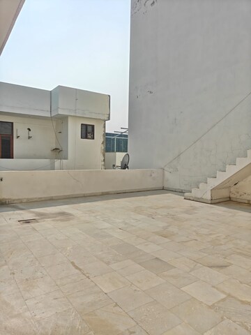 Terrace in 5 BHK Independent House at Sector 14 – for Rent