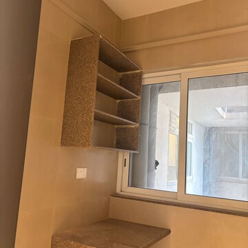 Room in 3 BHK Apartment at Runwal Forests, Datar Colony – for Rent