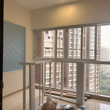 Room in 3 BHK Apartment at Runwal Forests, Datar Colony – for Rent