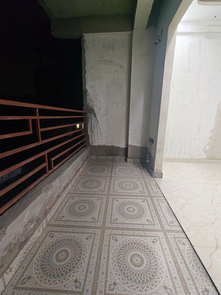 Balcony, deep-homes-sector-73 3 Bedroom 1550 Sq.Ft. Builder Floor In Sector 73 Noida 9474774