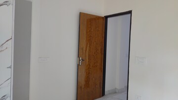 Room in 3 BHK Independent House at Mohan Garden – for Sale