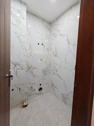 Bathroom in 2 BHK Builder Floor at Hardik Tower, Sector 72 – for Sale