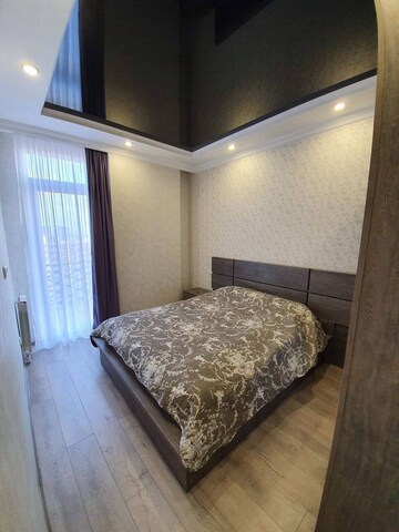 Bedroom in 2 BHK Builder Floor at Sector 43 – for Rent