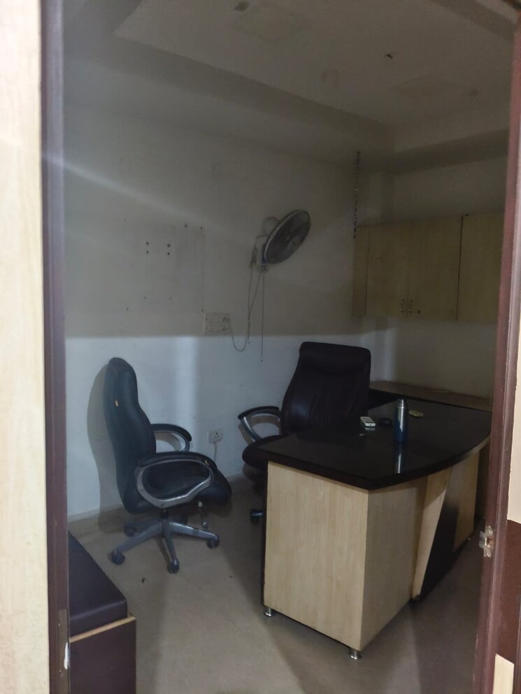 Team Area, sector 2 Commercial Office Space 2800 Sq.Ft. In Sector 2 Noida 9474936