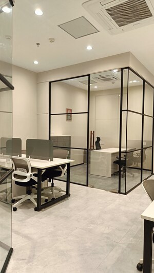  Office Space For Rent in Mani Casadona, New Town