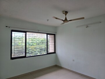 Room in 2.5 BHK Apartment at Nanded Lalit, Sinhagad Road – for Sale